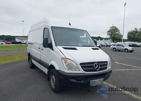 2013 Mercedes-Benz Sprinter 2500 from USA, damaged, VIN WD3PE7CC5D5732464